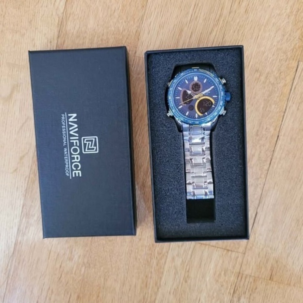 NAVIFORCE New Stylish Dual Display Watch in Stainless Steel For Men‎ - Picture 3 of 11
